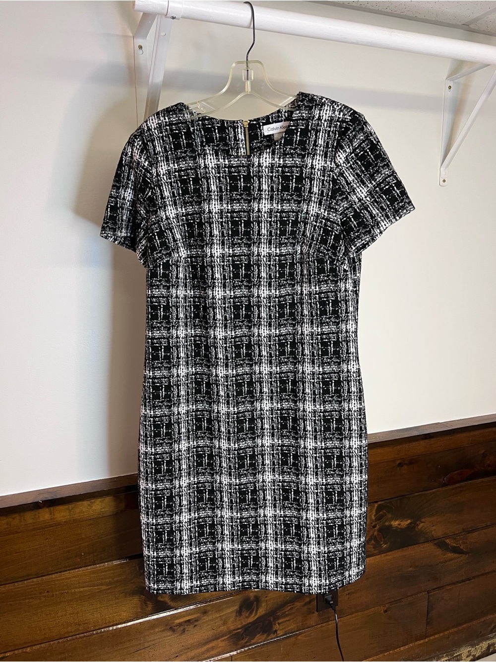 Calvin Klein Black and White Plaid Short Sleeve Shift Dress- M